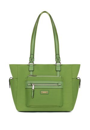 Groene draagtas met dubbele handvatten, voorvak met ritssluiting, zijvakken en metalen merkembleem, ontworpen voor dagelijks gebruik.
