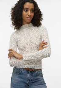 Vero Moda VMGINA - Bluse - snow white