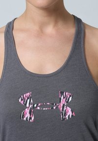 Under Armour Tekninen t-paita - grey