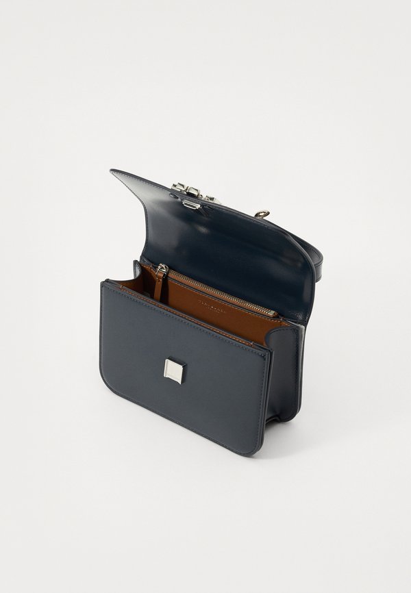 ELEANOR SMALL CONVERTIBLE SHOULDER BAG - Cross body bag4