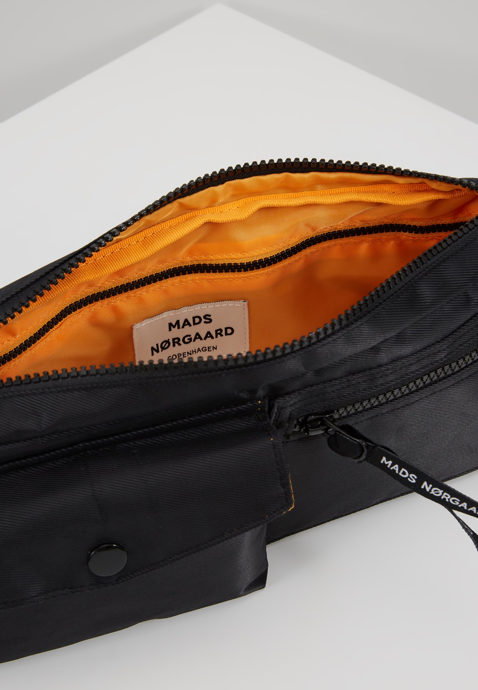 Mads Nørgaard CARNI Skulderveske black Zalando.no Mads Nørgaard CARNI Skulderveske black Zalando.no