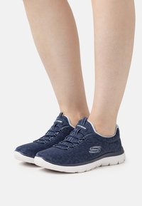Skechers Sport SUMMITS - Slip-ons - navy/light blue