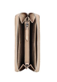 Portafoglio beige con chiusura zip-around, numerosi scomparti e un motivo interno testurizzato. Realizzato in materiale sintetico liscio.