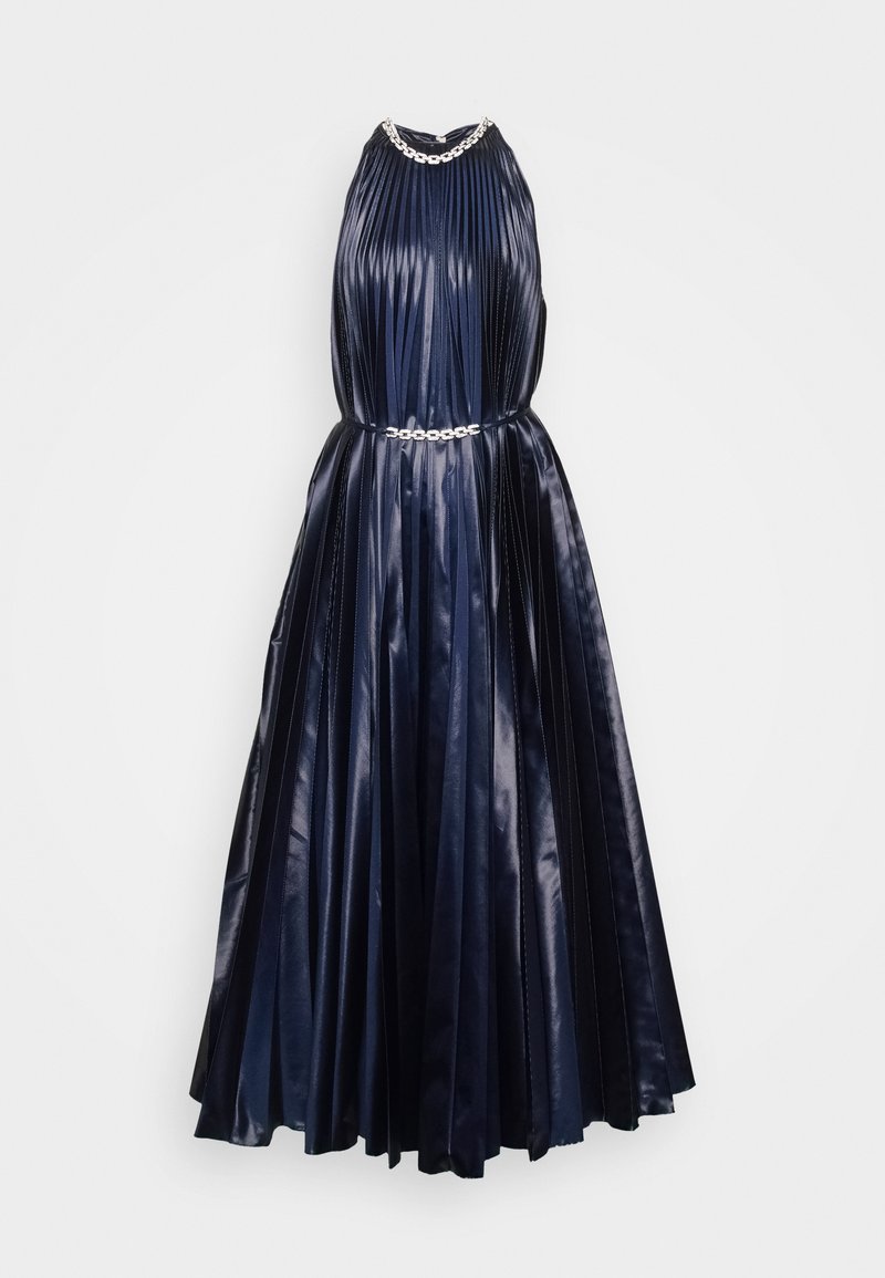 Îmbrăcăminte de ocazie