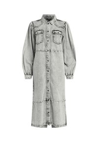 Harmaa farkkukenttä, jossa on kaulus, pitkät puff-hihat, kaksi rintataskua ja etunapit. Sisältää kerroksellisen muotoilun ja ommellut yksityiskohdat.