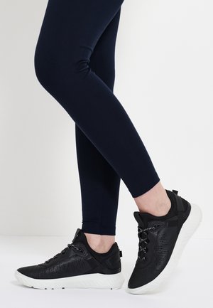 ECCO ST.1 LITE W - Sneaker low - black