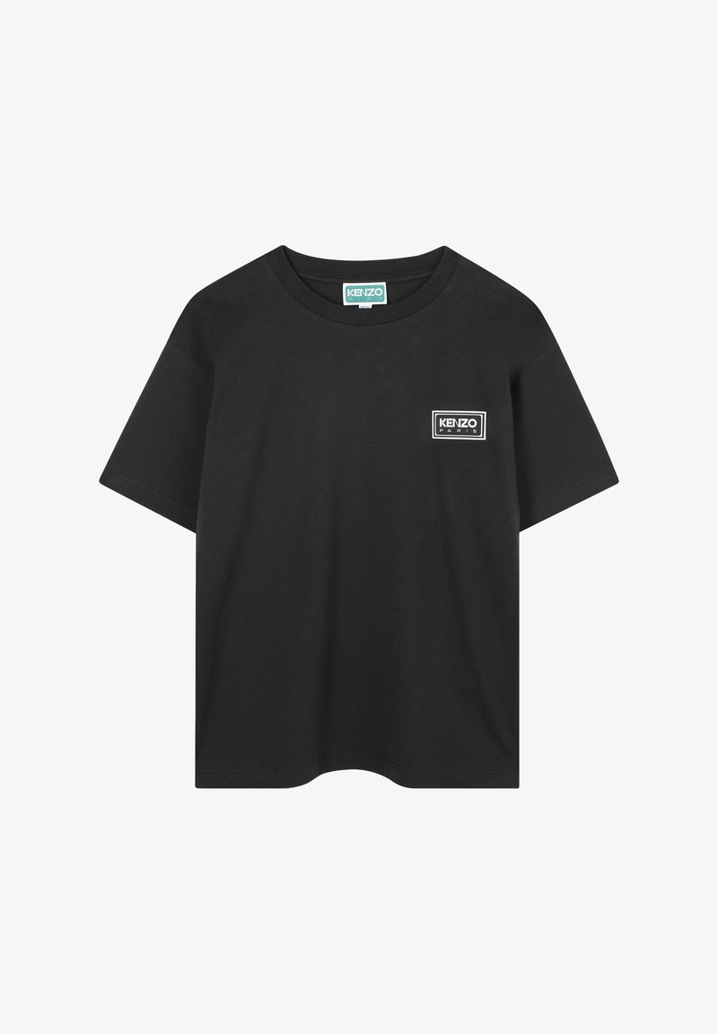 Czarna koszulka bawełniana z okrągłym dekoltem i krótkimi rękawami. Ma prostokątną, białą metkę z napisem "KENZO PARIS" na przodzie.