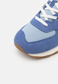 New Balance ML574 UNISEX - Sapatilhas - night sky
