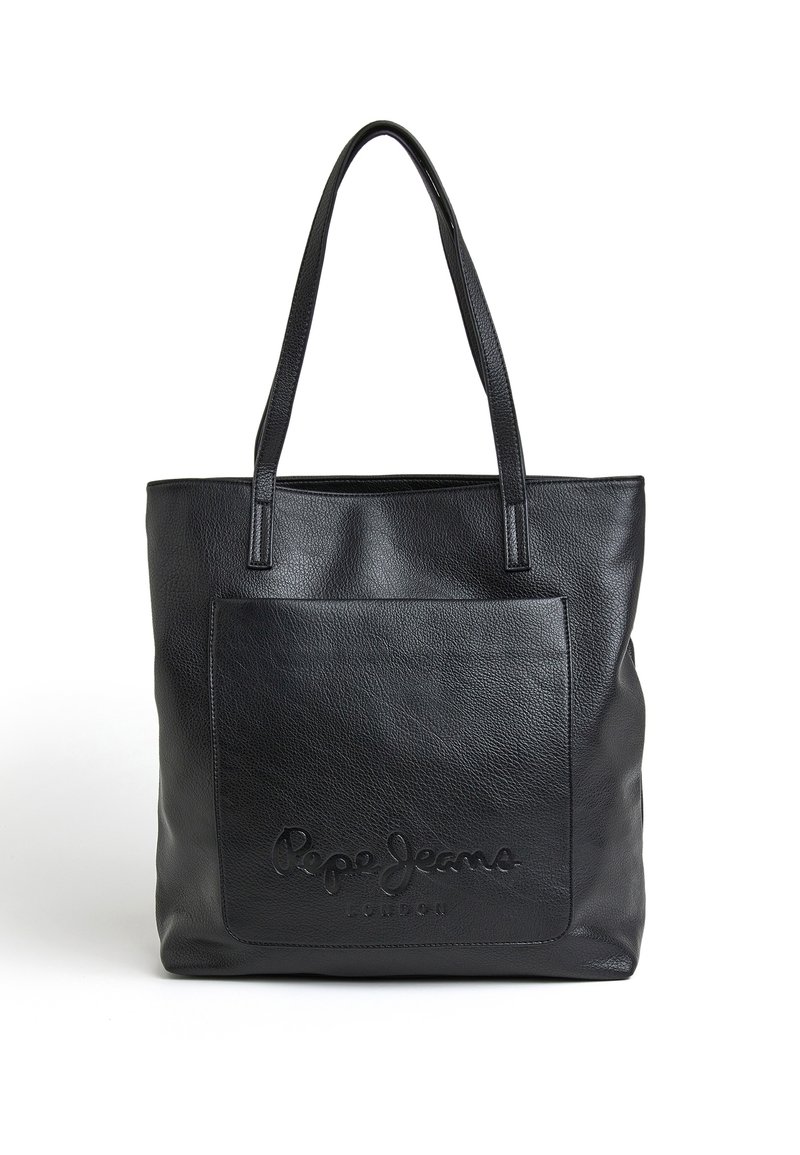 Mustat nahkaiset kassi, jossa on teksturoidut pinnat, kaksinkertaiset kahvat ja etutasku, jossa on kohokuvioitu "Pepe Jeans London" -brändäys.