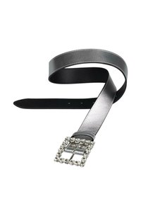 Cinturón metálico negro con una hebilla rectangular decorada con strass transparentes, que presenta una textura suave y un diseño elegante.