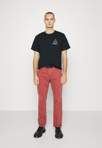 HUF BROKEN BONES TEE - T-shirt estampada - black