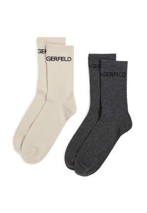 Bež i tamnosivi rebrasti pamučni čarapi s crnim logom "GERFELD". Obje parove imaju standardnu dužinu do gležnjeva i glatku teksturu.