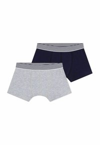 Due paia di boxer da uomo: uno grigio e uno blu navy, entrambi con una cintura elastica a righe. Tessuto in misto cotone, superficie liscia.