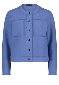 Blå ullblandad jacka med rund halsringning, långa ärmar, två bröstfickor och svarta tryckknappar fram. Slät textur.