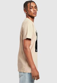 Merchcode UNISEX piaskowy