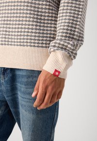 Scotch & Soda DROPPED SHOULDER PULLOVER - Strickpullover - grey melange/ eggnog