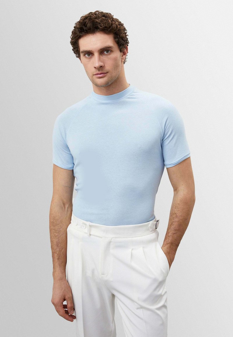 Antioch BASIC Basic Tshirt baby blue/light blue Zalando.ie