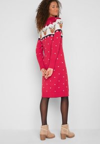 bonprix WEIHNACHTS-RENTIER - Abito in maglia - rot
