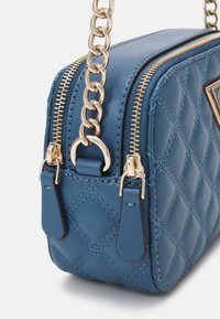 Guess GIULLY CAMERA BAG - Borsa a tracolla - slate