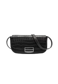 Schwarze Handtasche aus krokodilgeprägt Leder in rechteckiger Form, mit verstellbarem Tragegurt und silberfarbenen Hardware-Details.