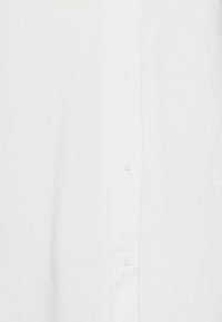 ONLY Carmakoma CARNORA - Blusa com botões - white