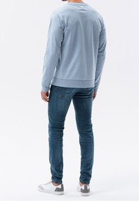 Ombre Felpa - light blue