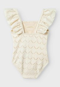 Kreminės spalvos vientisas maudymosi kostiumėlis su raukšlėtais petnešėlėmis, turintis tekstūruotą banglentinio rašto dizainą ir lygią vidinę pamušalą.