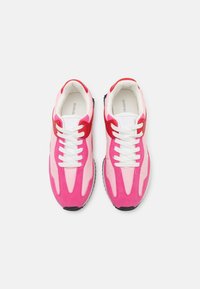 Even&Odd Tenisky - pink