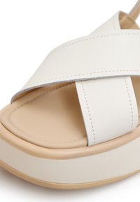Cesare Gaspari Platåsandaletter - white