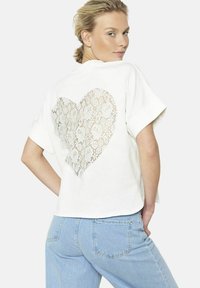BOXY  - Print T-shirt - offwhite