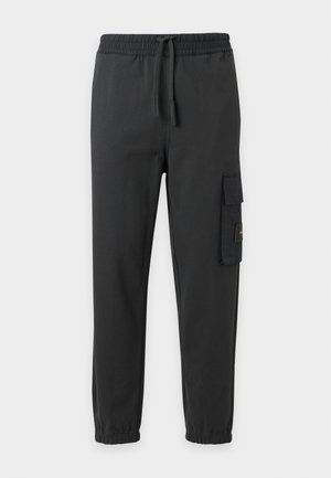 Calvin Klein Jeans, BADGE - Pantalon de survêtement - pirate black