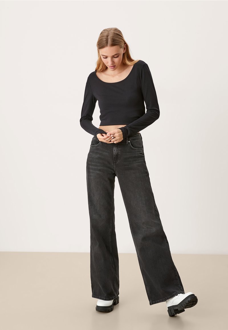 Damen T-Shirts | QS by s.Oliver LONGSLEEVE Langarmshirt black/schwarz - PC08413 Damen T-Shirts | QS by s.Oliver LONGSLEEVE Langarmshirt black/schwarz - PC08413