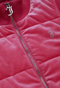 Juicy Couture THUNDER GILET - Vesta - hot pink