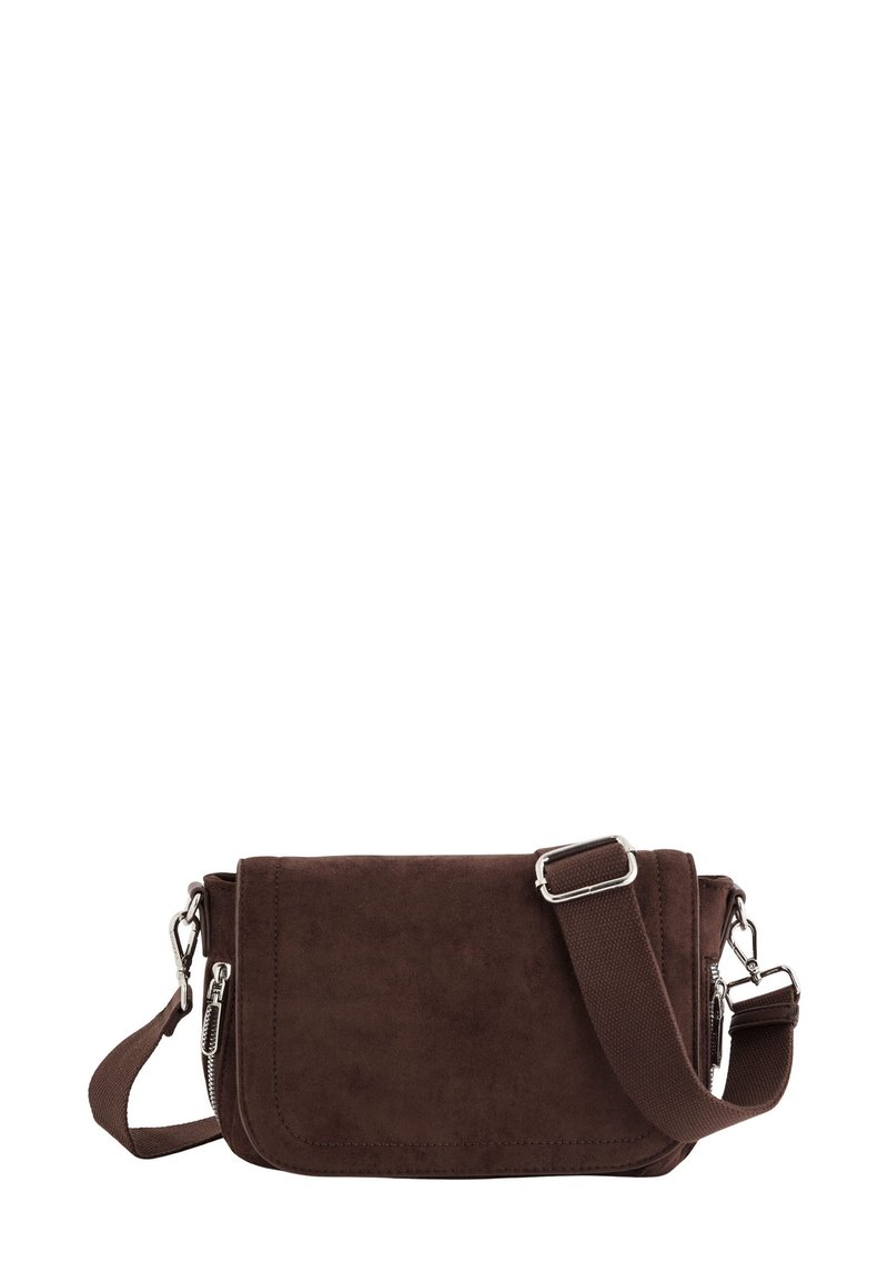 Brązowa torba crossbody z zamszu o gładkiej fakturze. Posiada przednią klapkę, srebrne okucia oraz regulowany pasek dla większej wszechstronności.