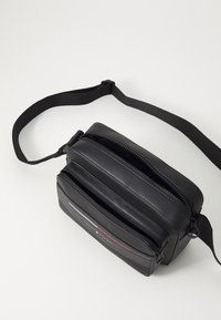 Tommy Hilfiger FOUNDATION - Borsa a tracolla - black