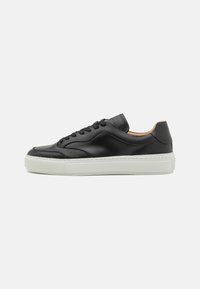NOMME - Sportcipő - black