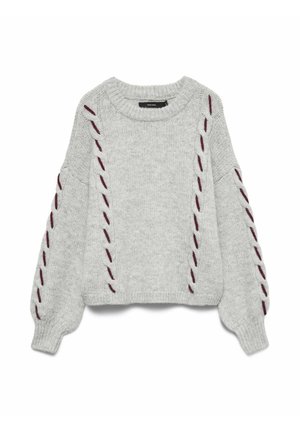 Pull gris clair à coupe ample, avec des lacets décoratifs bordeaux le long des manches. Fabriqué en matériau tricoté doux et texturé.