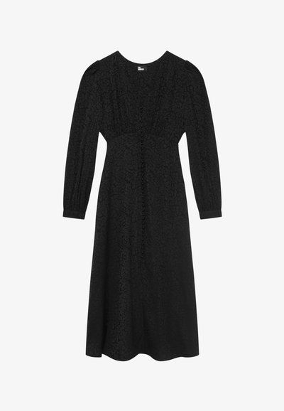 Czarna sukienka z długim rękawem z subtelnym teksturowanym wzorem kwiatowym, z dekoltem w kształcie litery V i zapięciem na guziki z przodu, z marszczonymi ramionami i zwężanymi mankietami.