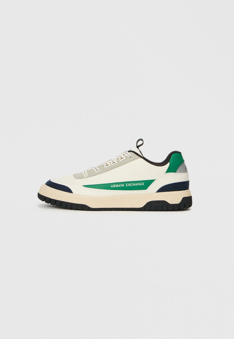 Armani Exchange Sneakers laag crème