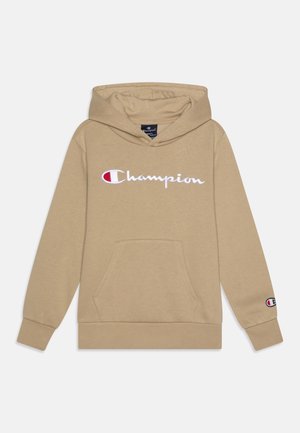 Beżowa bluza Champion z kapturem i przednią kieszenią, z haftowanym białym i czerwonym logo Champion na piersi oraz małym logo na lewym rękawie.