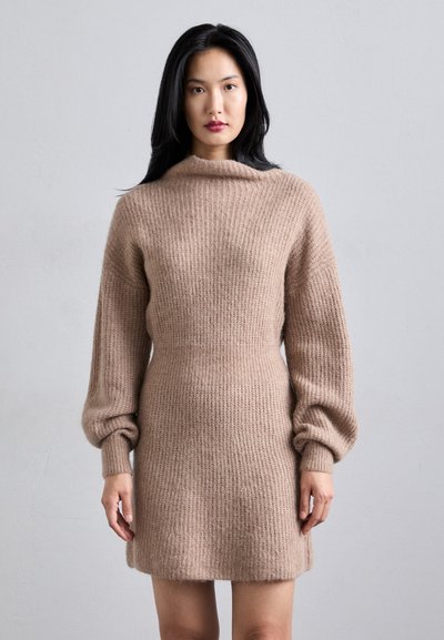 DESIGNERS REMIX EXCLUSIVE VERONA NECK DRESS - Jumper dress - trench