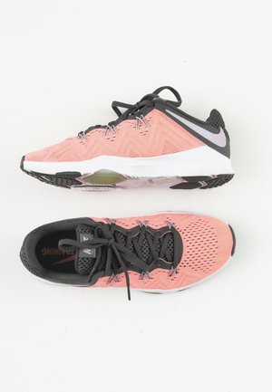 Nike Sportswear Zapatillas - pink