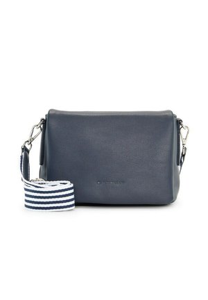 Borsa a tracolla in pelle blu navy con fibbie argentate rimovibili e tracolla regolabile a righe bianche e blu navy.