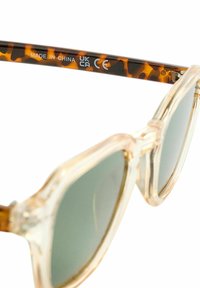 Next POLARISED - REGULAR FIT - Solglasögon - green perspex