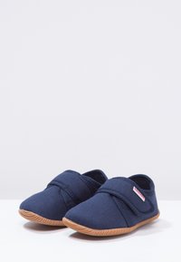 Giesswein SENSCHEID - Kapcie