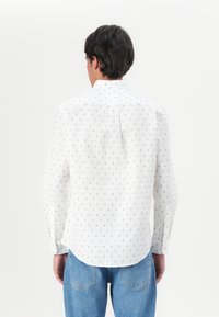 Tommy Hilfiger FLEX SMALL PRINT SHIRT - Camisa - white