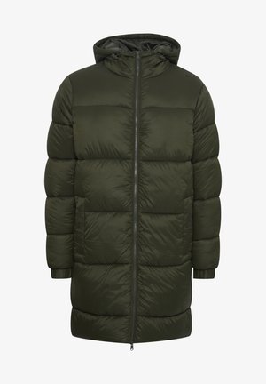 Zelena prenapihnjena jakna z kapuco, prešito oblikovana, z dolgim zadrgo in stranskimi žepi. Material se zdi mehak in lahek.
