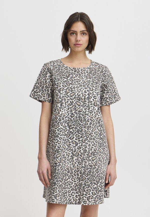 IHJILLA - Day dress - cornstalk leo print