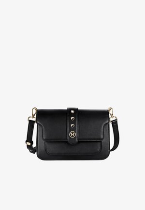 Czarna skórzana torebka na ramię z złotymi ćwiekami w kształcie serca oraz złotym, okrągłym logo na przedniej klapie, odpinany pasek z złotymi zapięciami.