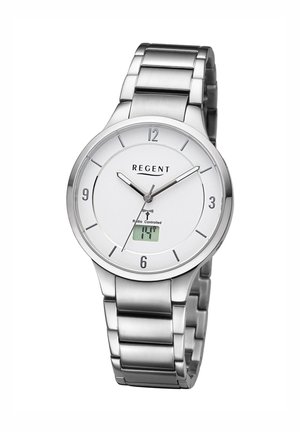 Silberne analoge Armbanduhr aus Metall mit weißem Zifferblatt, schwarzen Stundenmarkierungen, digitaler Datumsanzeige bei 6 Uhr und der Marke "REGENT" unterhalb von 12 Uhr.